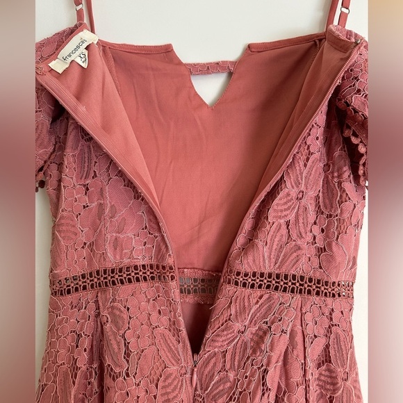 Francesca's Lace Cold Shoulder Pink Mini Dress - Picture 7 of 9